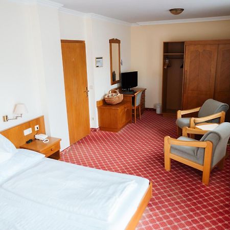 Seehotel Ressmann Drobollach am Faakersee Exteriör bild