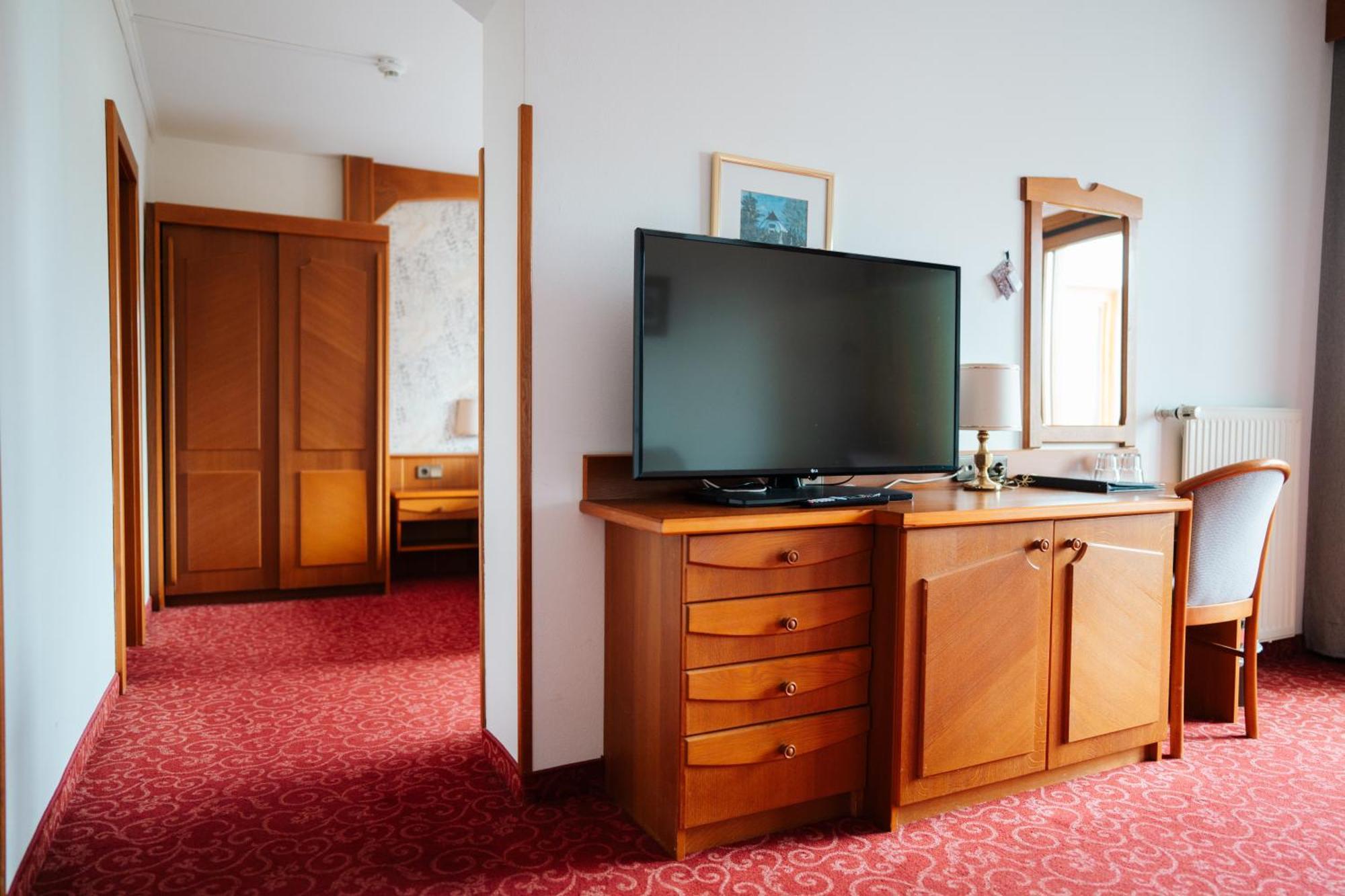 Seehotel Ressmann Drobollach am Faakersee Exteriör bild